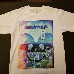 Hot Topic | Shirts | White Deadmau5 